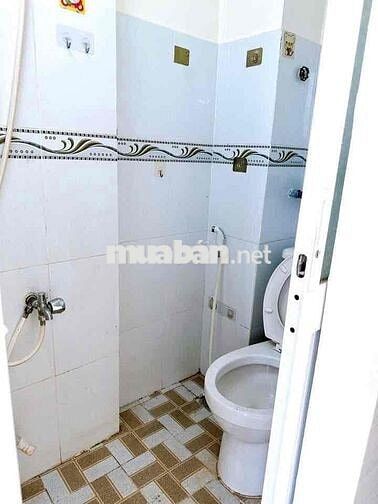Cho Thuê Phòng Trọ Giá Rẻ Đường Đoàn Văn Bơ Quận 4