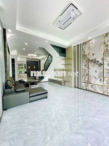 Nhà Mặt Tiền Tiện Kinh Doanh Ngay Trung Tâm Thủ Dầu Một