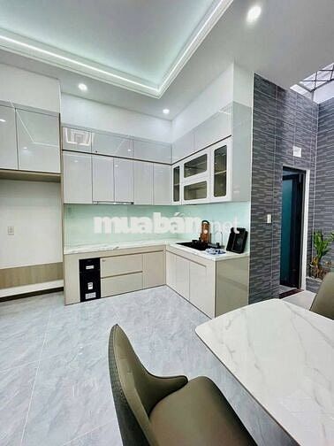 Nhà Mặt Tiền Tiện Kinh Doanh Ngay Trung Tâm Thủ Dầu Một