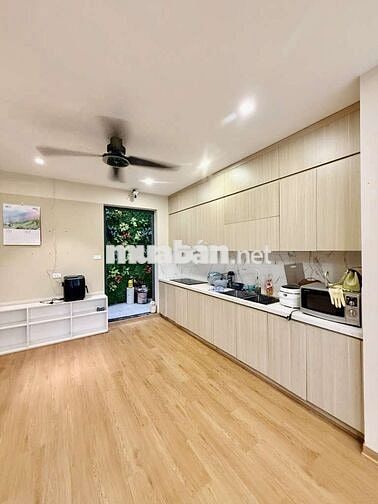 ✈️VÍP HIẾM PHỐ CỔ NGỌC LÂM.. TT BỒ ĐỀ ✈️53m3.  ng. Giá 11,99 tỷ.