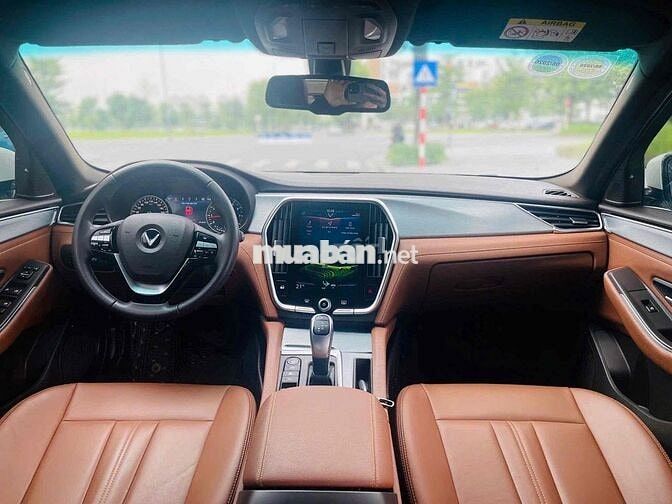 VinFast Lux A2.0 2021 Premium 2.0 AT - 60000 km