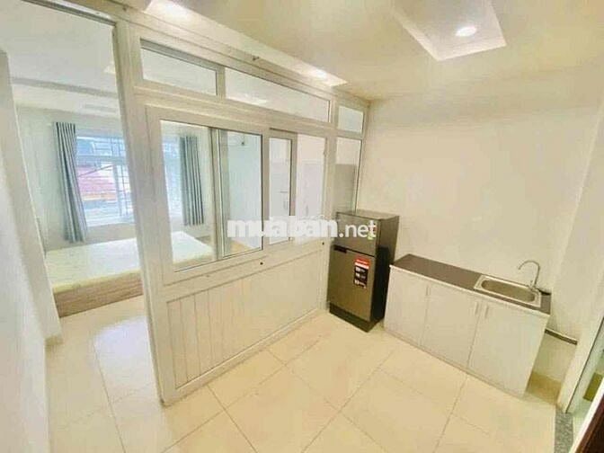 Căn Hộ 1Pn Tách Bếp Gần Ngã Tư Hàng Xanh Ngay Bạch Đằng