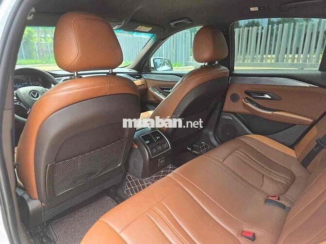 VinFast Lux A2.0 2021 Premium 2.0 AT - 60000 km