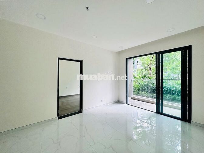 Duplex 2 tầng, có sân vườn riêng 4PN 4WC