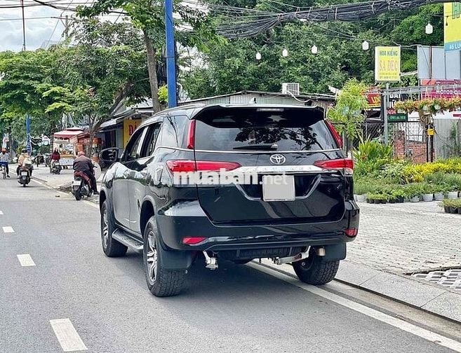 Toyota Fortuner 2019 Đen Đi Lướt 31.000km zin