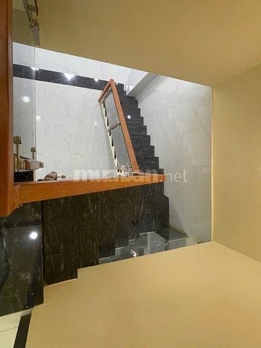 NHÀ ĐẸP 2 TẦNG-1 CĂN RA MT-KHU VIP BÀU CÁT-30M2-4.7.. TỶ TL