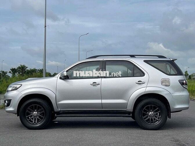 Toyota Fortuner 2016 2.4G 4x2 MT - 110000 km