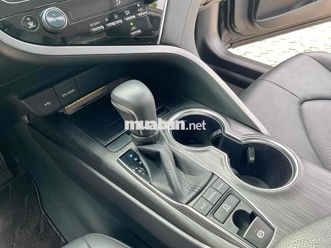 Toyota Camry 2.5Q 2024 Đen Xe 1 Chủ Như Mới