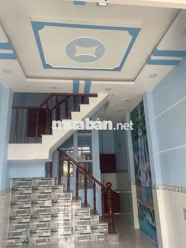 Nhà mặt tiền giữ sổ hồng chính
Đường nhựa rộng 8 m ấp 3 xã Xtt hóc môn