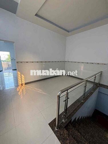 CHO THUÊ NHÀ LẦU DIỆN TÍCH RỘNG CÁCH MT NVC NỐI DÀI 50M