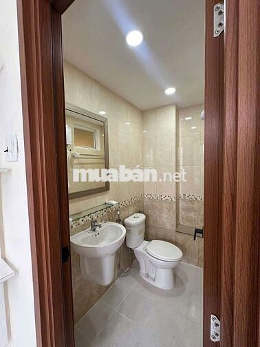 Nhà Đẹp Trung Tâm Quận 5 SHR, 2PN, 2 Lầu. Giá tốt 3.38 Tỷ