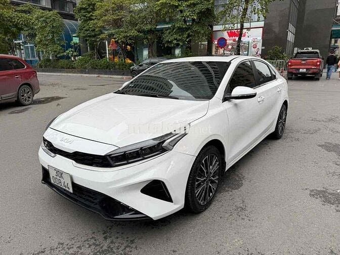 Kia K3 2022 Premium 2.0 AT - 32000 km