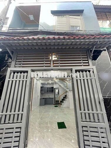 Bán nhà cách vài căn ra mặt tiền Âu Dương Lân P2 Q8