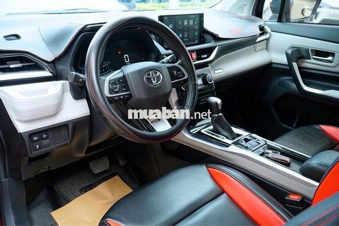 Toyota Veloz Cross 2022 CVT Top - 43000 km