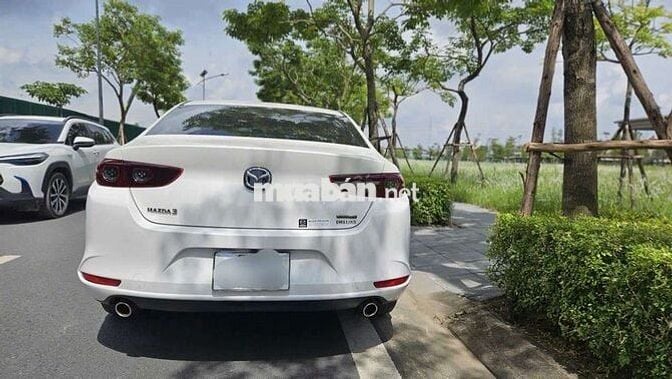 Mazda 3 2022 xe đẹp căng.
