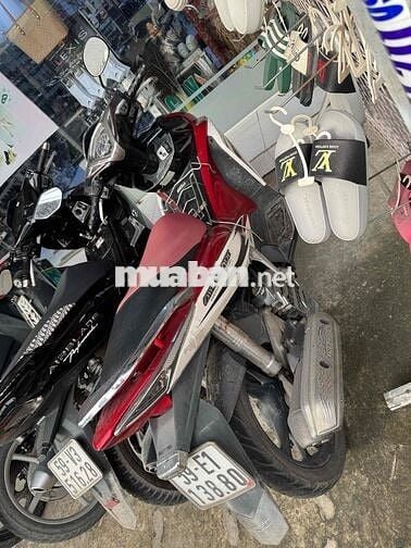 nhà dư xe mình cần bán lại xe của ba mẹ gtdđ