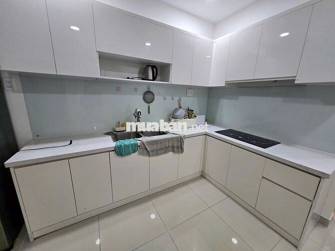 CĂN THUÊ CÓ SẴN NỘI THẤT CƠ BẢN 68m2 -2pn/2wc (NHÀ MỚI, Ở LIỀN)