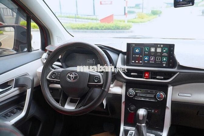 Toyota Veloz Cross 2022 CVT Top - 43000 km