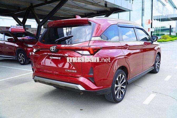 Toyota Veloz Cross 2022 CVT Top - 43000 km