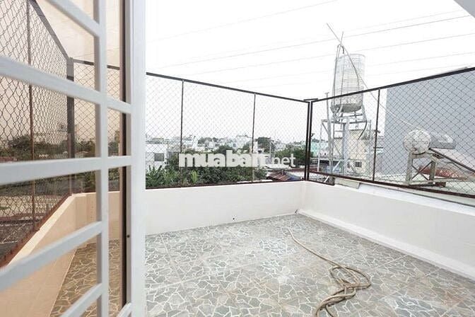 BÁN NHÀ Q12 - 3 TẦNG ĐẸP LUNG LINH - DT KHỦNG - GIÁ TỐT