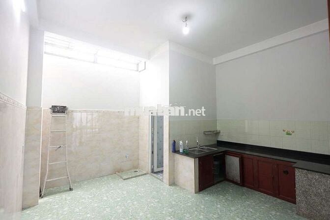 BÁN NHÀ Q12 - 3 TẦNG ĐẸP LUNG LINH - DT KHỦNG - GIÁ TỐT