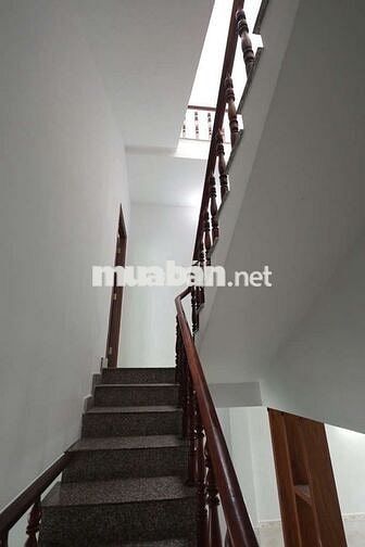 BÁN NHÀ Q12 - 3 TẦNG ĐẸP LUNG LINH - DT KHỦNG - GIÁ TỐT