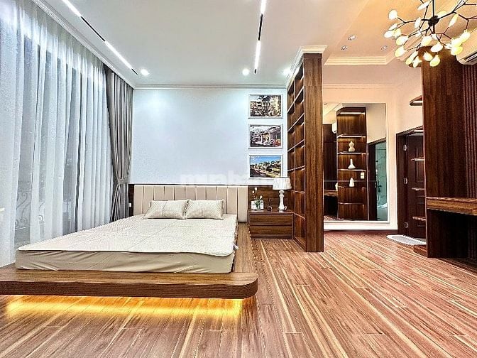 BÁN GẤP - NHÀ PHỐ KIM MÃ - BA ĐÌNH - 50M - 5 TẦNG - MT 4,2M - 15,5 tỷ