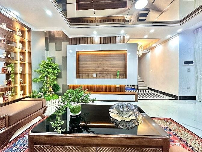 BÁN GẤP - NHÀ PHỐ KIM MÃ - BA ĐÌNH - 50M - 5 TẦNG - MT 4,2M - 15,5 tỷ