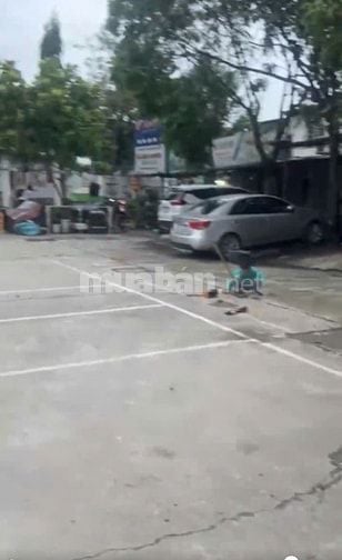 chính chủ bán nhà trục chính đường Lạc Hồng trước cổng trường cấp 2 