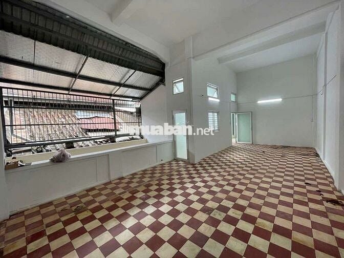 Cho Thuê nhà Mặt Tiền tiện ở và kinh doanh