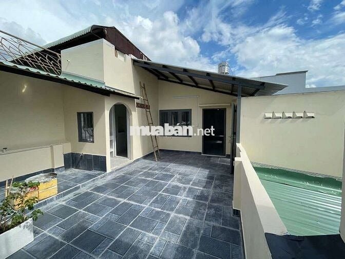 Cho Thuê nhà Mặt Tiền tiện ở và kinh doanh
