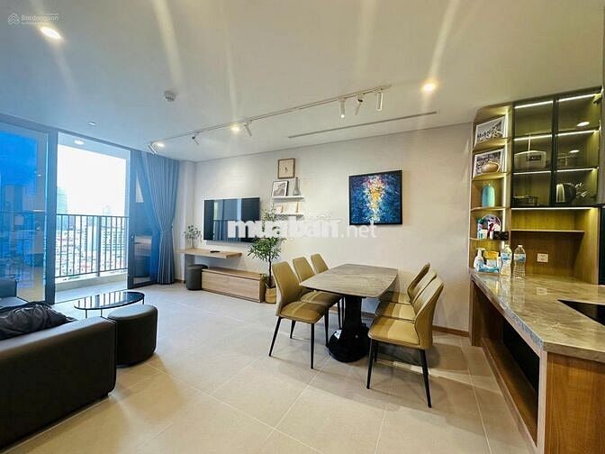 Bán căn 2PN 68m² tầng 16 view sông Hàn, pháo hoa, full nội thất