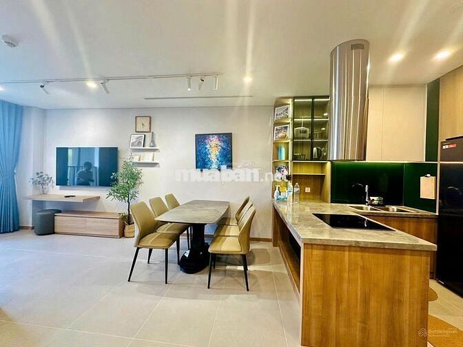 Bán căn 2PN 68m² tầng 16 view sông Hàn, pháo hoa, full nội thất