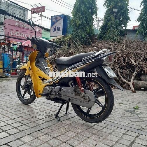 Xe yamaha sirut RC