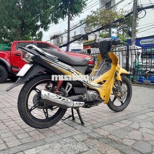 Xe yamaha sirut RC