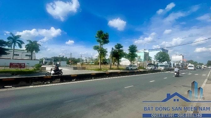 Đất ngay trung tâm hành chính Bình Chánh lộ giới 30m