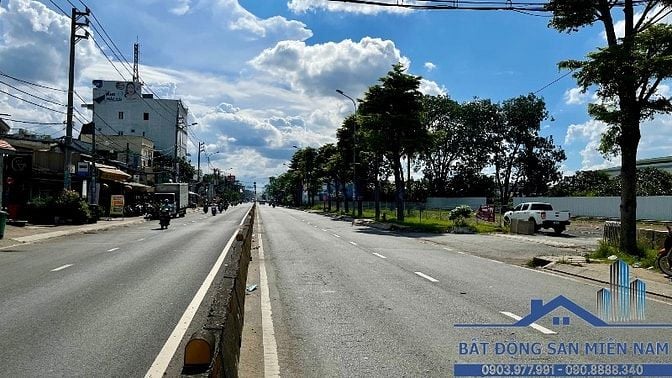 Đất ngay trung tâm hành chính Bình Chánh lộ giới 30m