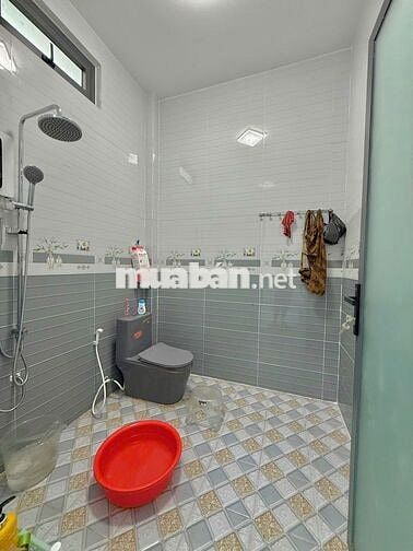 Nhà Mỹ Hưng Mỹ Phong kiên cố 3pn xe hơi tới nhà cách ĐH90D 30m