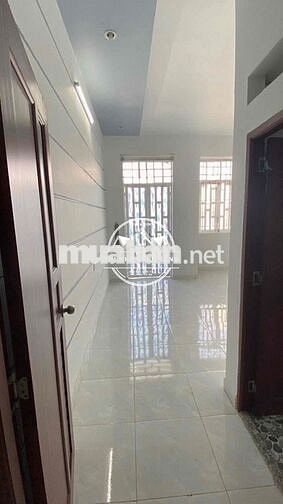 CHO THUÊ NHÀ HẺM Ô TÔ P. HBP, THỦ ĐỨC. 4PN + 4WC GIÁ 15 TRIỆU