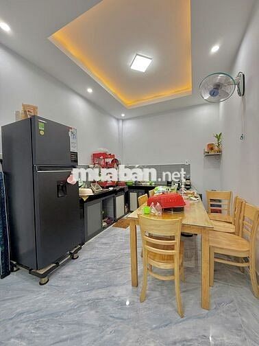 Nhà Mỹ Hưng Mỹ Phong kiên cố 3pn xe hơi tới nhà cách ĐH90D 30m