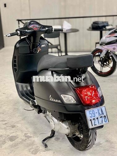 🛵 Vespa GTS 300 – 2018 – Chính chủ BSTP Xe đẹp zin