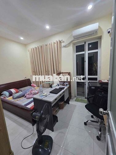 Chỉ Hơn 6 Tỷ -  Bán nhà Quan Hoa - Ngõ Thông - Mặt Tiền Rộng