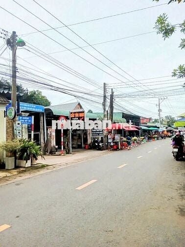Nhà trọ mới xây 25m2, có gác, Chợ Xã Bình Mỹ Huyện Bắc Tân Uyên