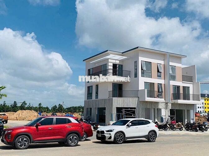 Nhà phố vừa ở vừa kinh doanh, vị trí đẹp nhất tại TP Mới Bình Dương.