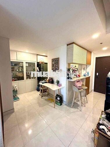 Bán nhanh CHCC Orchard Garden sổ hồng 75m,2pn/2wc. Giá 6,3tỷ