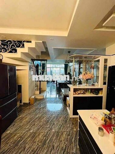 NHÀ MỚI 5 TẦNG TẠI Q4 THÍCH HỢP KINH DOANH CHDV - KHU DCHH KHÔNG QH