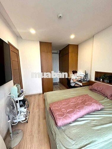 Bán nhanh CHCC Orchard Garden sổ hồng 75m,2pn/2wc. Giá 6,3tỷ