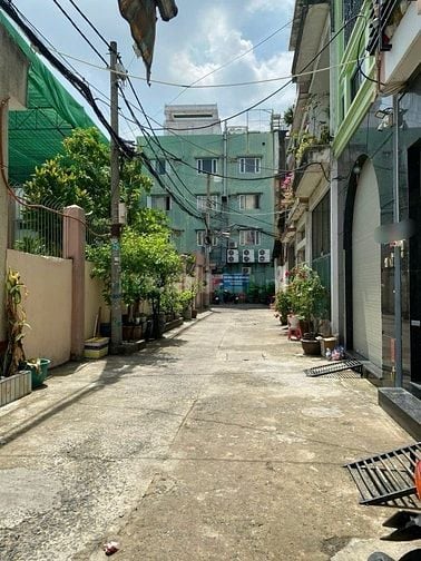 HẺM XE TẢI 6M, AN DƯƠNG VƯƠNG QUẬN 5 50M2 KO LỘ GIỚI. CHO THUÊ 30TR/TH