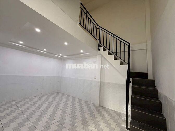 Cho thuê minihouse không nội thất gần siêu thị go