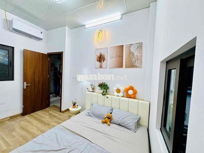Ngọc Hà, 32m, 3 ngủ, Lô góc, Ngõ thông ba gác, Sổ vuông vắn, Nhà đẹp